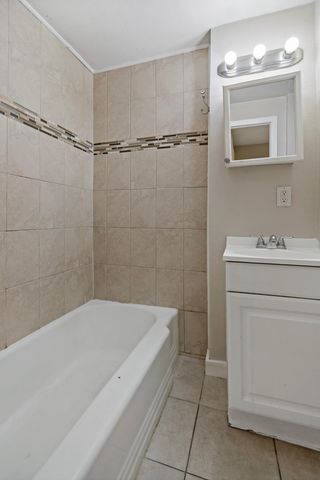 910 Wilson Avenue, Saint Paul, MN 55106
