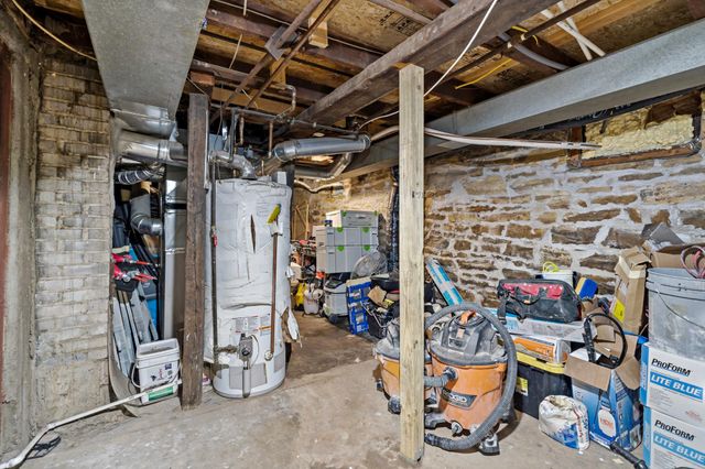 910 Wilson Avenue, Saint Paul, MN 55106