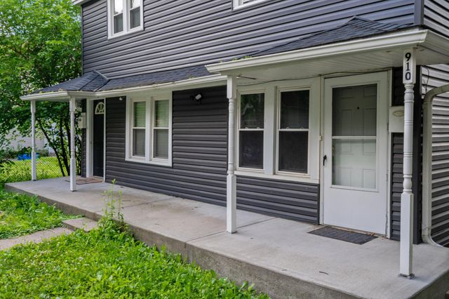 910 Wilson Avenue, Saint Paul, MN 55106