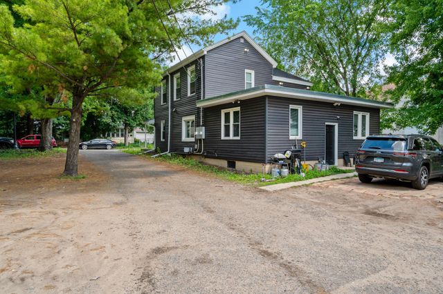 910 Wilson Avenue, Saint Paul, MN 55106