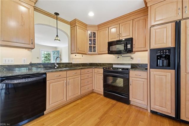 7070 Suburban ARCH, Norfolk, VA 23505