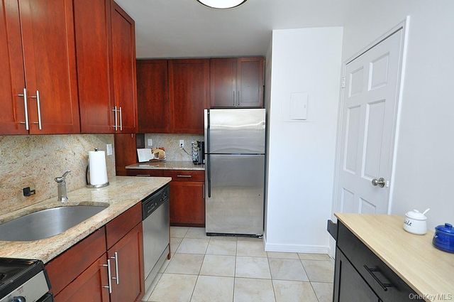 111 E Hartsdale Avenue 7E, Hartsdale, NY 10530