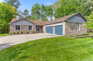 27900 Whitcomb Street, Livonia, MI 48154
