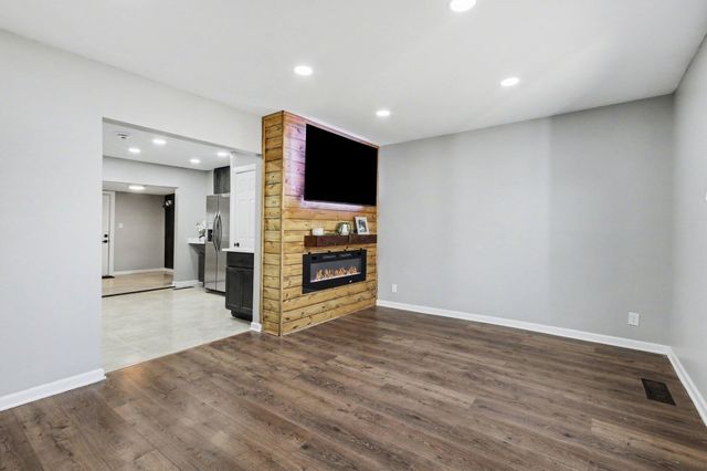 5043 Carolina Street, Gary, IN 46409