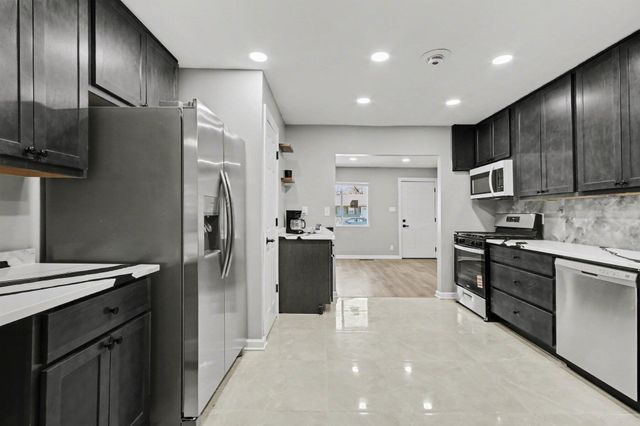 5043 Carolina Street, Gary, IN 46409