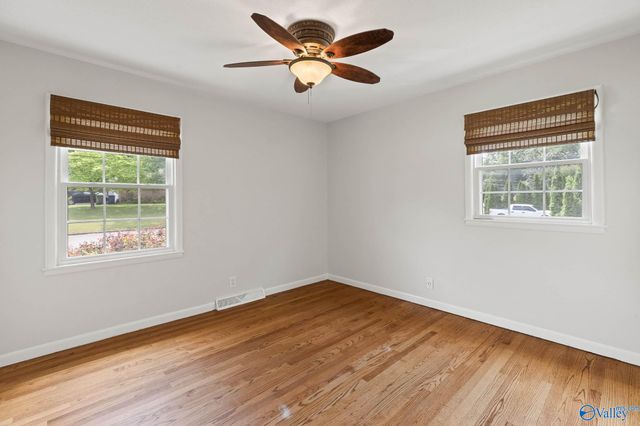 10008 Hickory Hill Lane, Huntsville, AL 35803