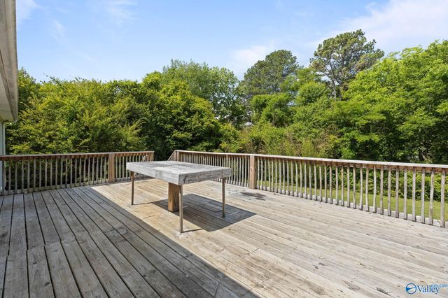 10008 Hickory Hill Lane, Huntsville, AL 35803