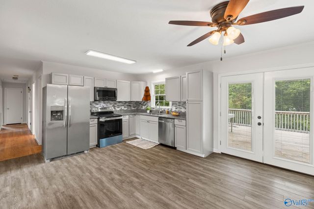 10008 Hickory Hill Lane, Huntsville, AL 35803