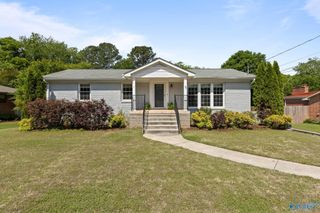 10008 Hickory Hill Lane, Huntsville, AL 35803