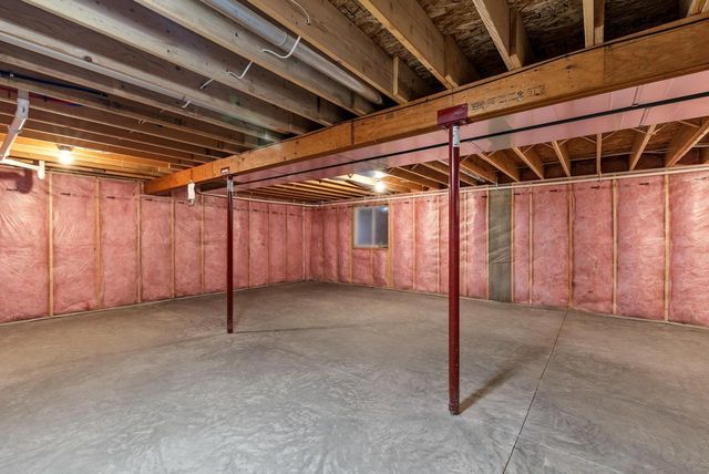 425 East STREET, Juneau, WI 53039
