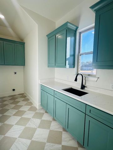 215 SALT CREEK Court, Weatherford, TX 76087