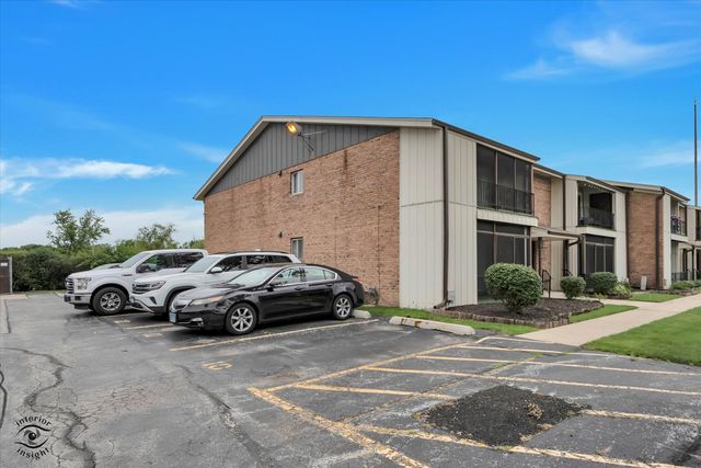 17713 Harlem Avenue 15, Tinley Park, IL 60477