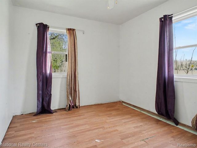 516 Roosevelt Avenue, Mount Morris, MI 48458