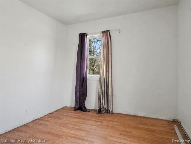 516 Roosevelt Avenue, Mount Morris, MI 48458