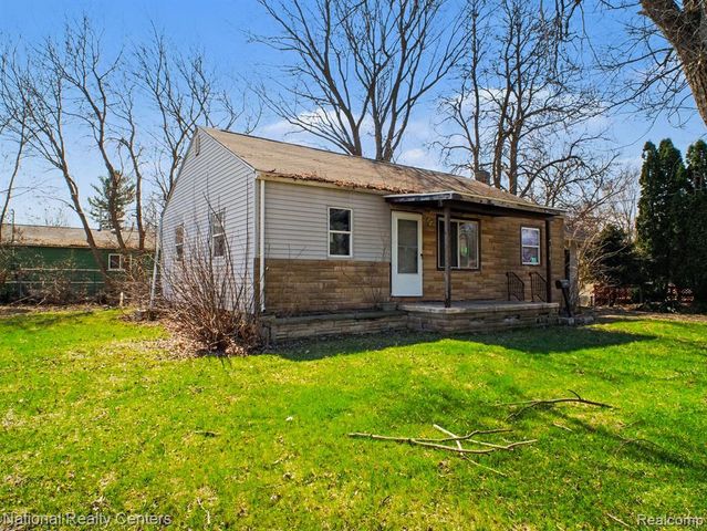 516 Roosevelt Avenue, Mount Morris, MI 48458