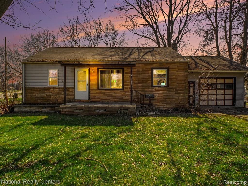 516 Roosevelt Avenue, Mount Morris, MI 48458