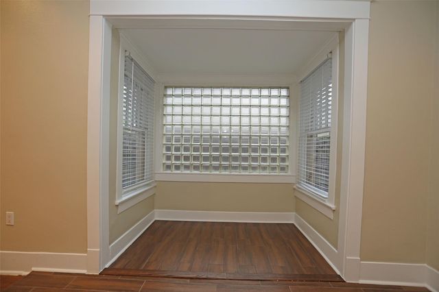 614 W Alabama Street, Houston, TX 77006