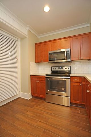 614 W Alabama Street, Houston, TX 77006