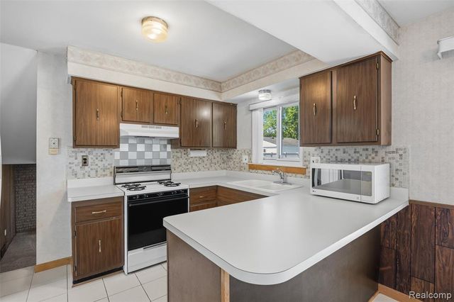 224 S Norma Street, Westland, MI 48186