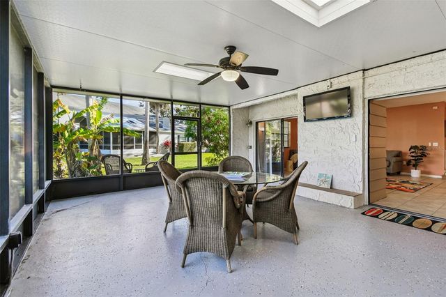 5352 SADDLEBROOK WAY 4, Wesley Chapel, FL 33543