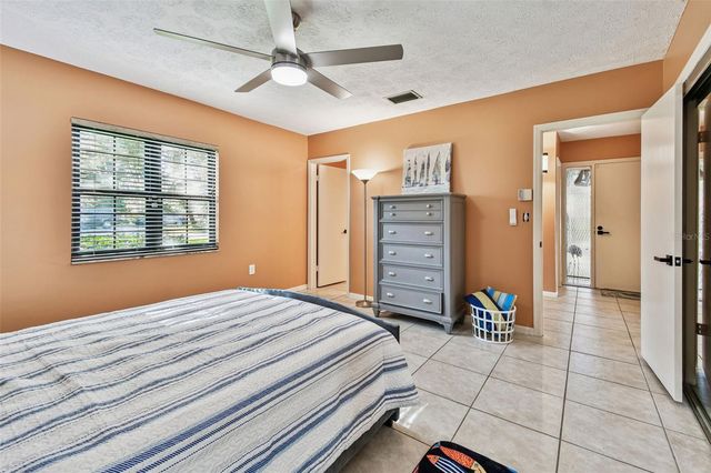 5352 SADDLEBROOK WAY 4, Wesley Chapel, FL 33543