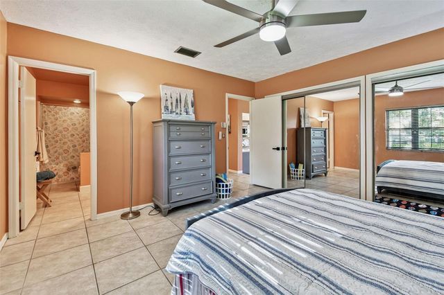 5352 SADDLEBROOK WAY 4, Wesley Chapel, FL 33543