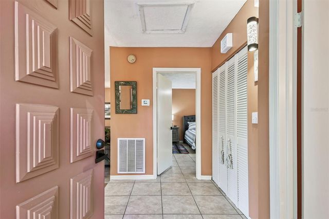 5352 SADDLEBROOK WAY 4, Wesley Chapel, FL 33543