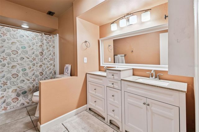 5352 SADDLEBROOK WAY 4, Wesley Chapel, FL 33543