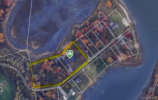 1 Lake Drive, Middle Island, NY 11953
