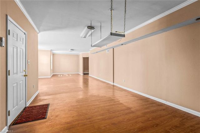 1551 Pondhaven Drive, High Point, NC 27265