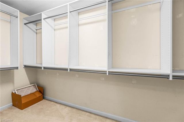 1551 Pondhaven Drive, High Point, NC 27265