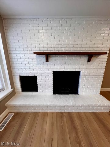 6910 Carriage Hill Drive 101, Brecksville, OH 44141