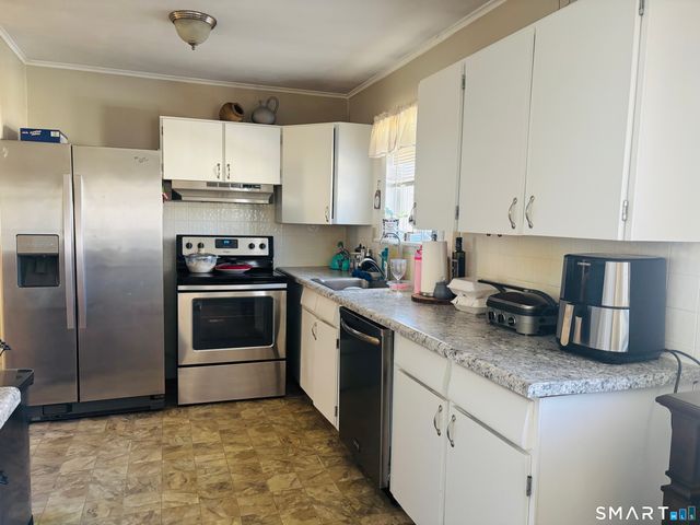 66 Deborah Drive, East Hartford, CT 06118