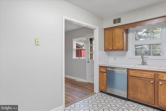 710 CUMBERLAND AVENUE, Chambersburg, PA 17201