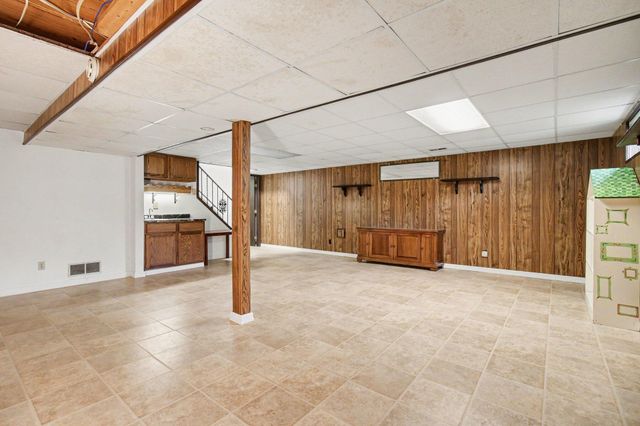 816 Deena Drive, Villa Hills, KY 41017