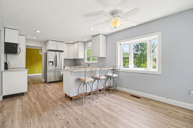 816 Deena Drive, Villa Hills, KY 41017