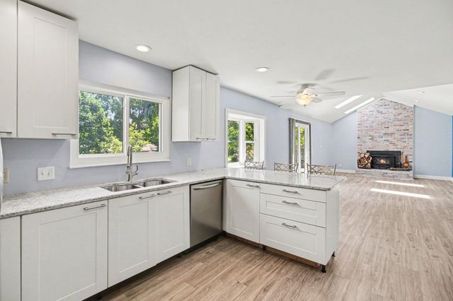816 Deena Drive, Villa Hills, KY 41017