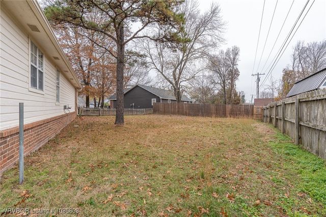 2213 Aspen Terrace, Greenwood, AR 72936