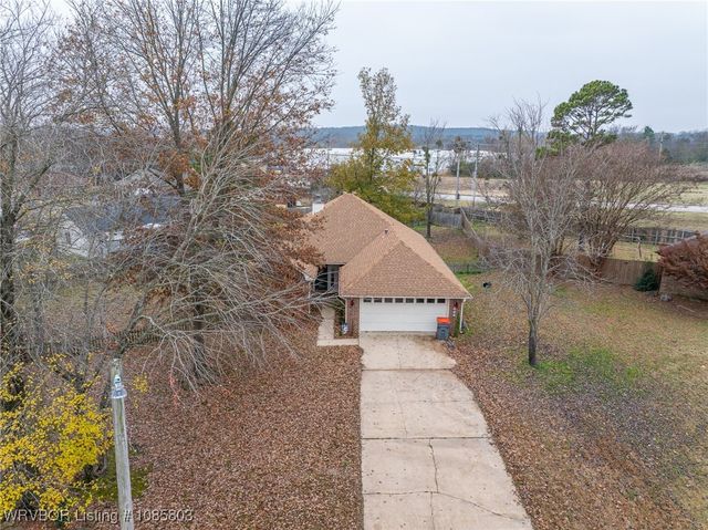 2213 Aspen Terrace, Greenwood, AR 72936