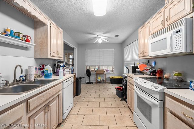 2213 Aspen Terrace, Greenwood, AR 72936