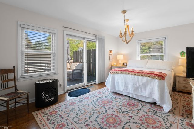 832 Loraine Street, Grosse Pointe, MI 48230