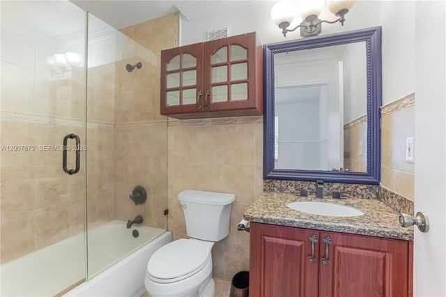 716 SW 122nd Ave, Pembroke Pines, FL 33025