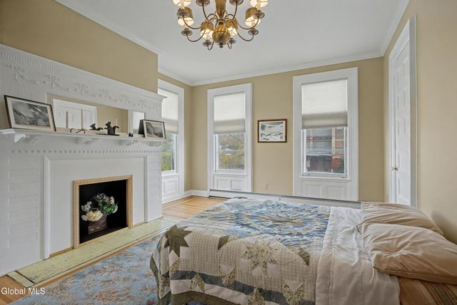 65 2nd Avenue, Troy, NY 12180