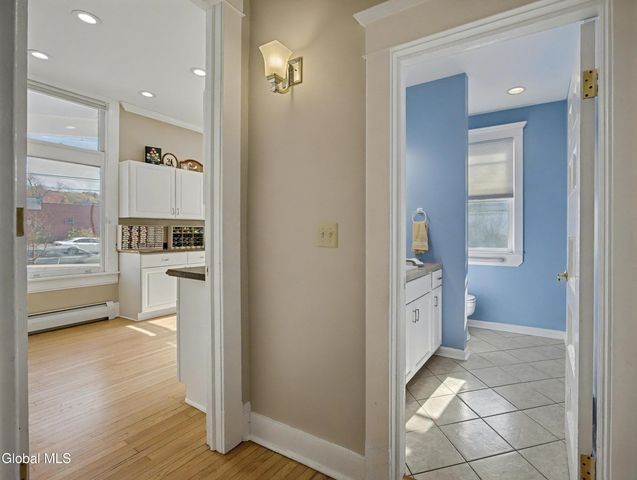 65 2nd Avenue, Troy, NY 12180