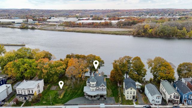 65 2nd Avenue, Troy, NY 12180