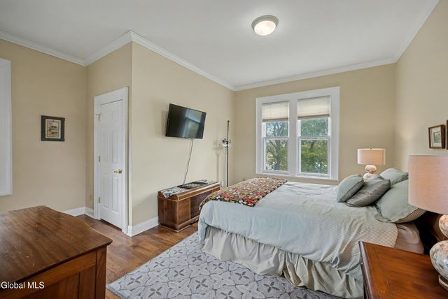 65 2nd Avenue, Troy, NY 12180