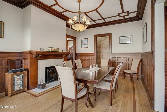 65 2nd Avenue, Troy, NY 12180