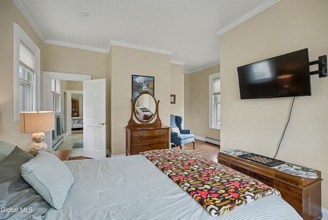 65 2nd Avenue, Troy, NY 12180