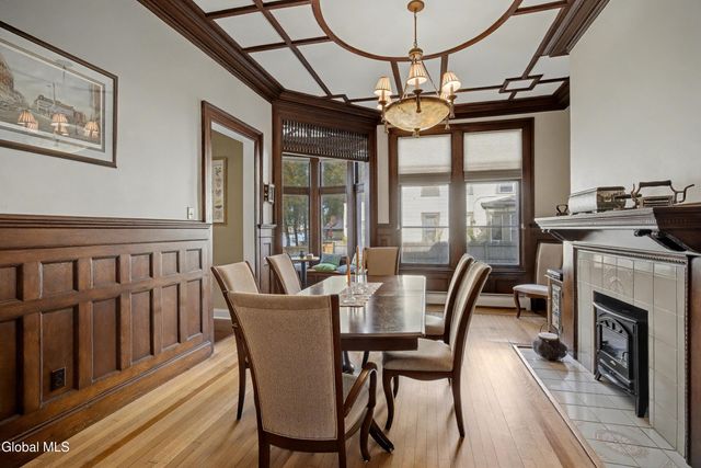 65 2nd Avenue, Troy, NY 12180