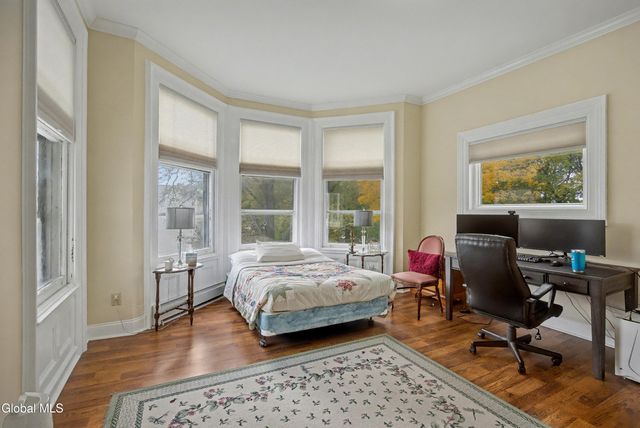 65 2nd Avenue, Troy, NY 12180